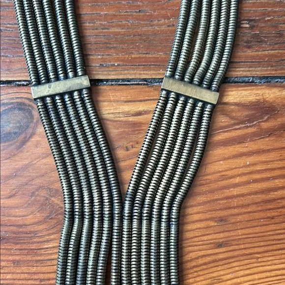 Vintage Auden Gold Tone Layered Necklace - Picture 7 of 12